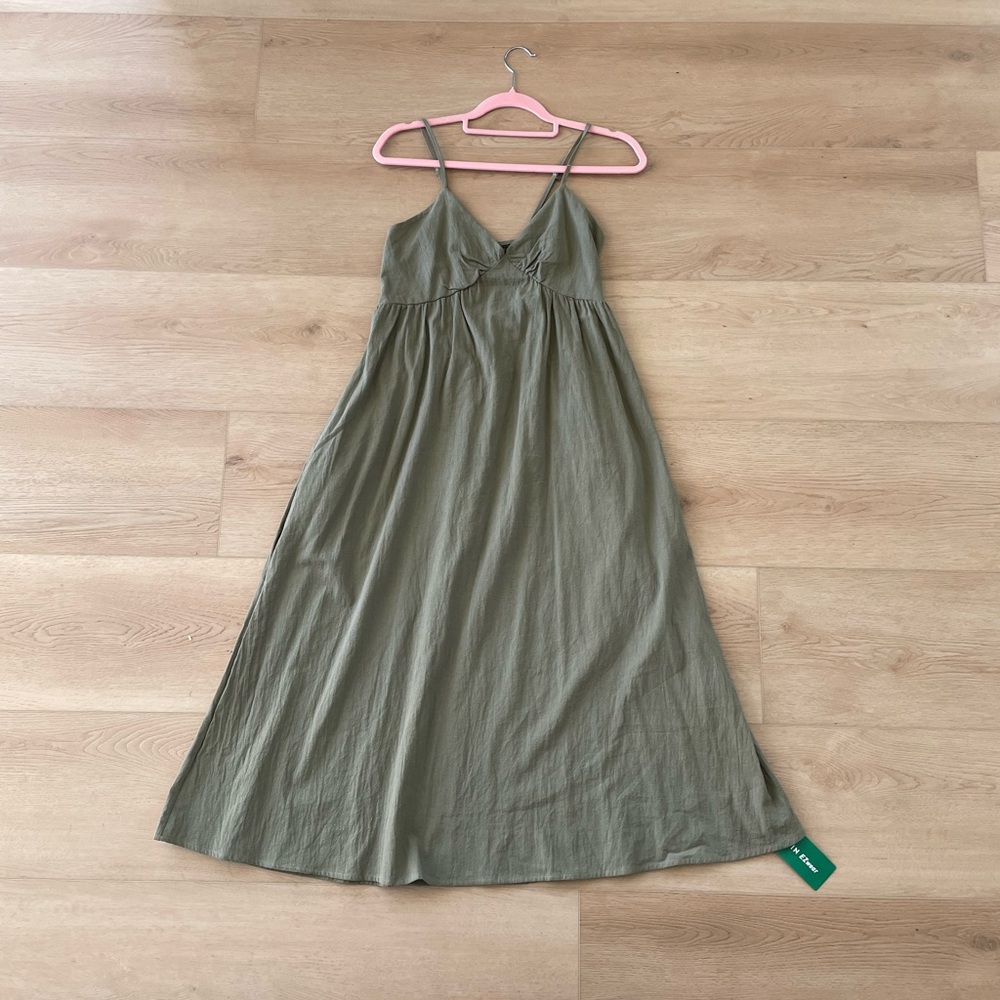 SHEIN Olive Green Spaghetti Strap V-Neck Maxi Dress